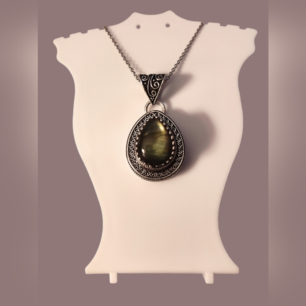 925 Sterling Silver Plated Bohemian Moonstone Color Pendant